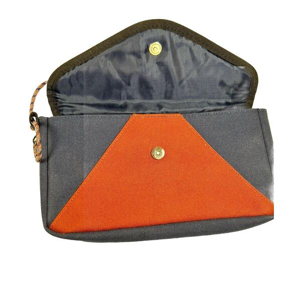 Kavu Large Canvas Wristlet Clutch Snap Closure Brown & Navy Blue 10" - Picture 3 of 6